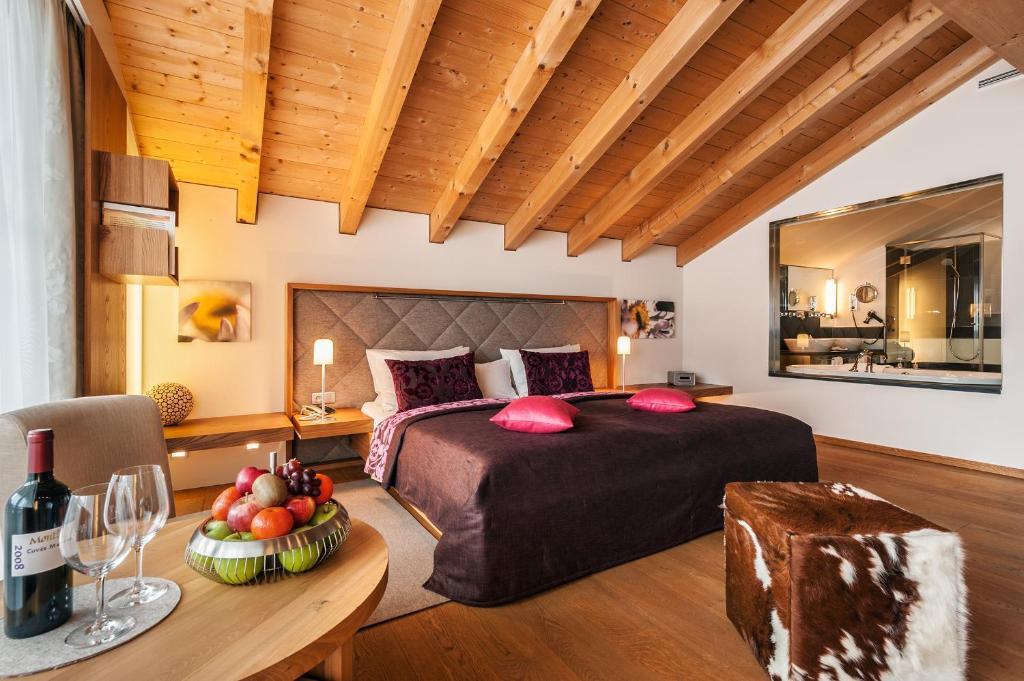 Maximilian Hotel 5*